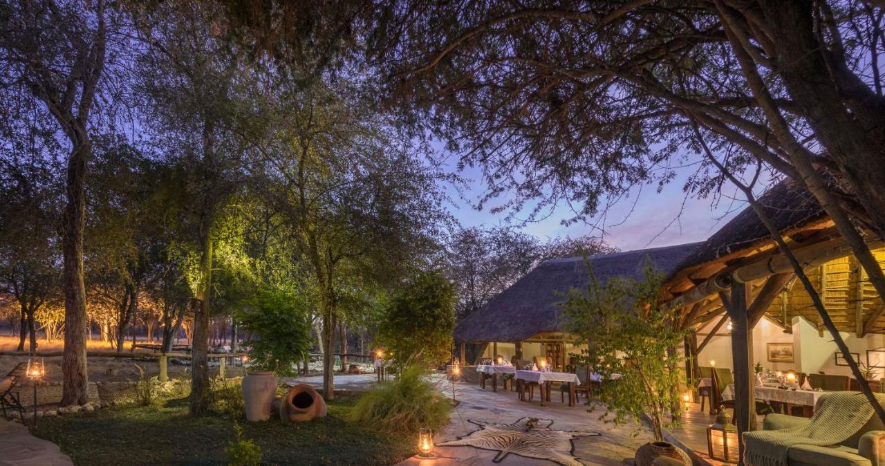 Onguma Forest Camp Namutoni Ngoại thất bức ảnh