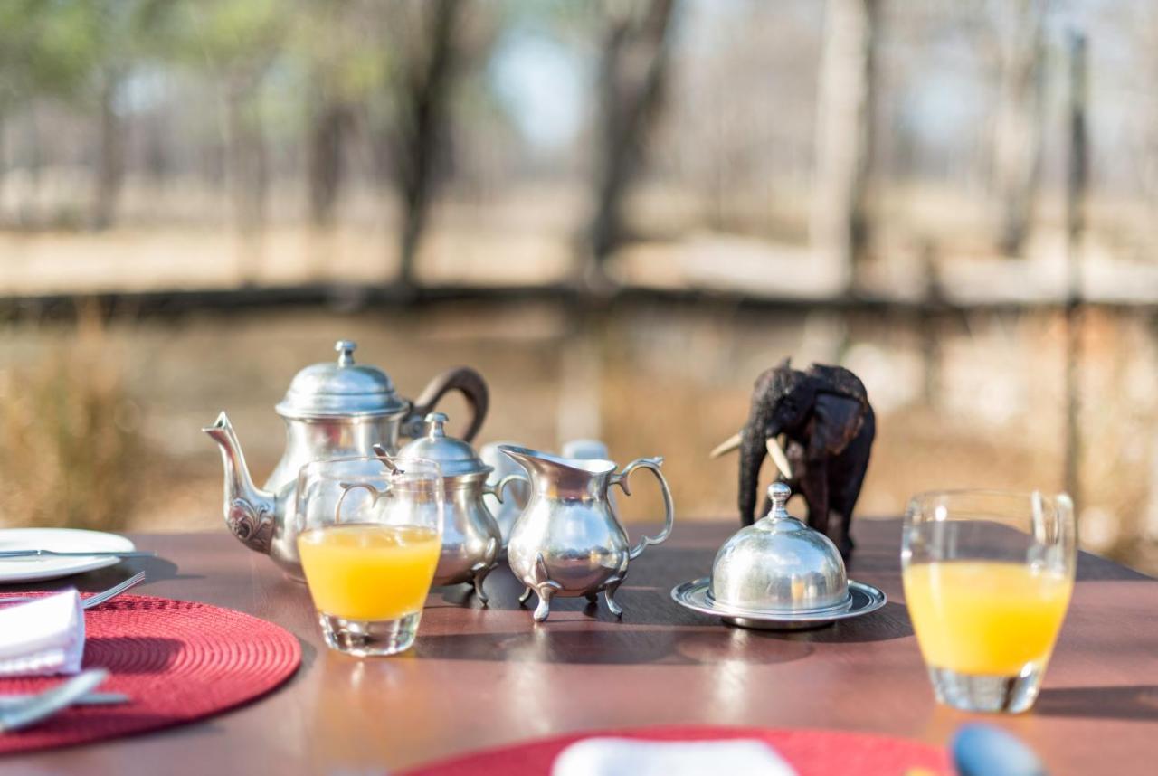 Onguma Forest Camp Namutoni Ngoại thất bức ảnh