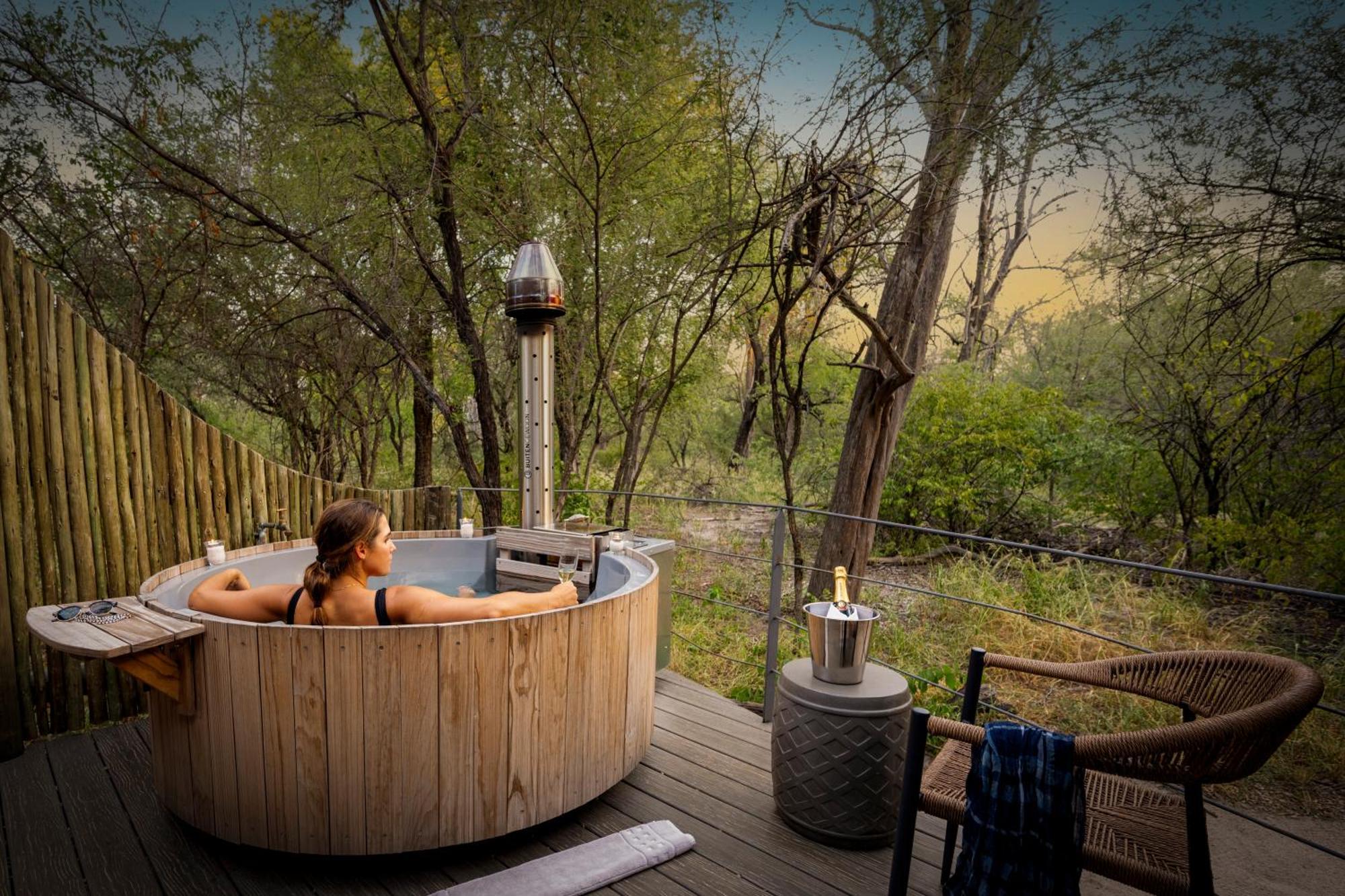 Onguma Forest Camp Namutoni Ngoại thất bức ảnh